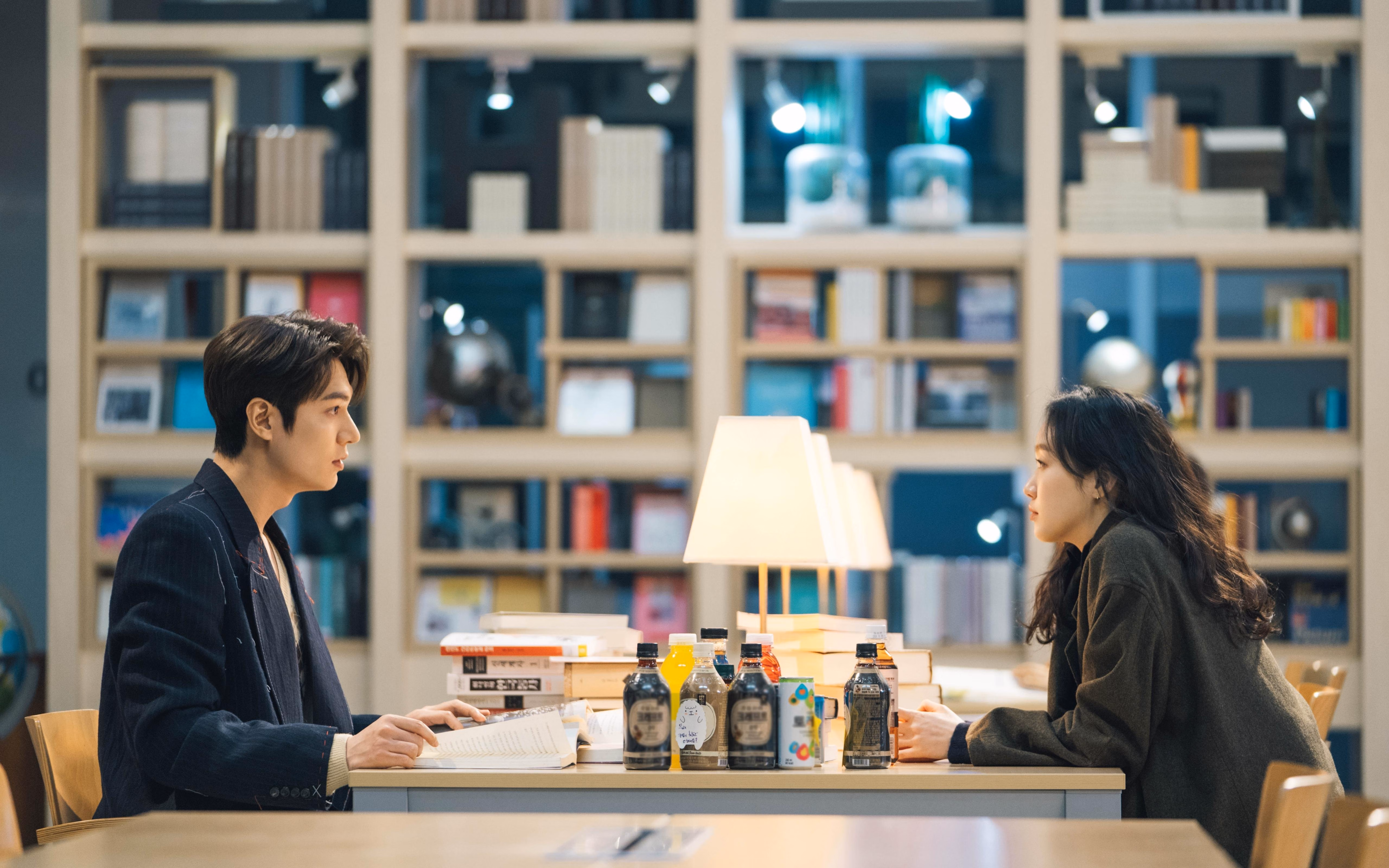 边路组合配合成功率是否决定进攻侧重选择,边路进攻的特点