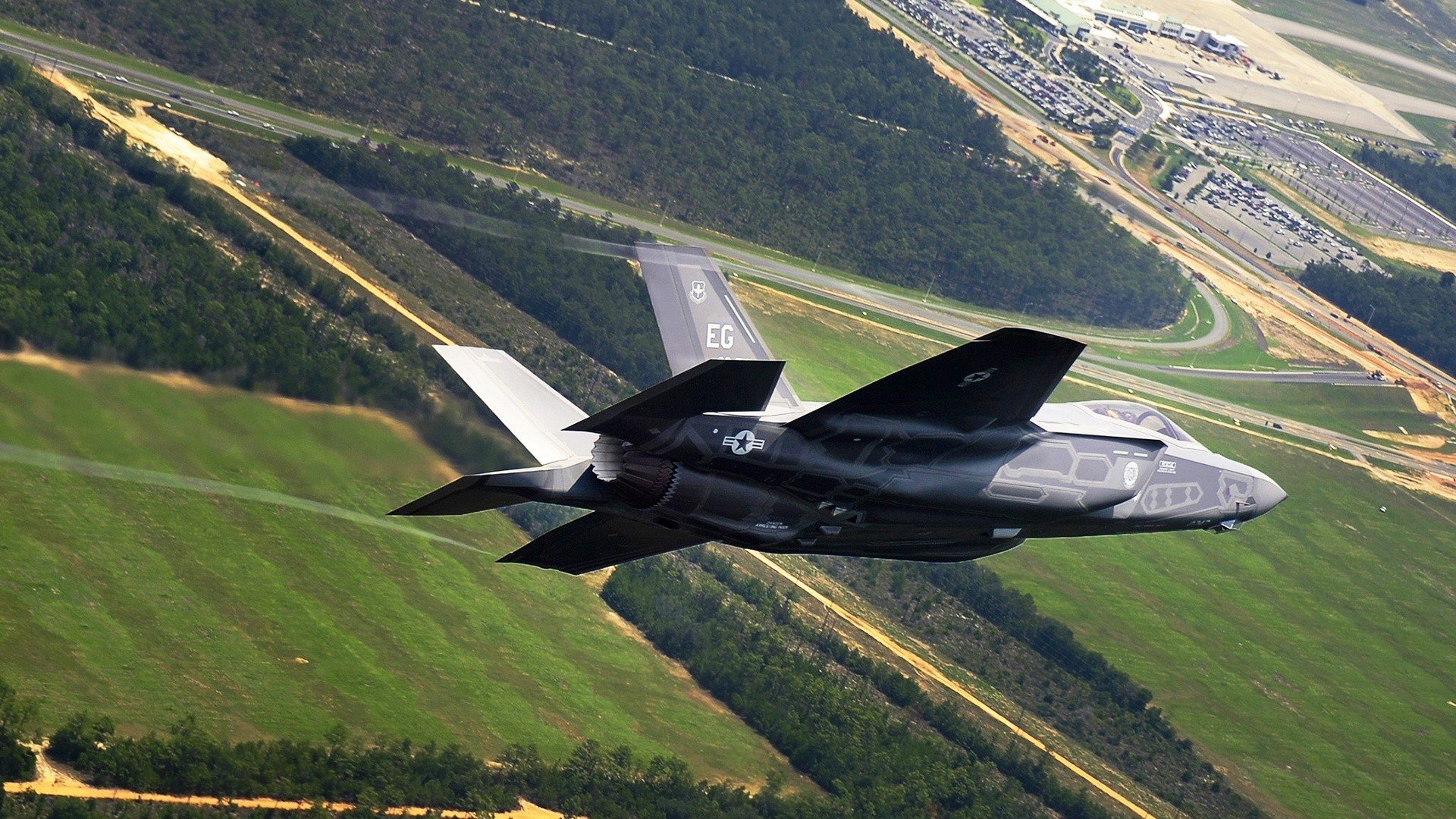 南非羚羊队：以强硬的前场拼抢与快速反击赢得比赛的主动权，北非大羚羊